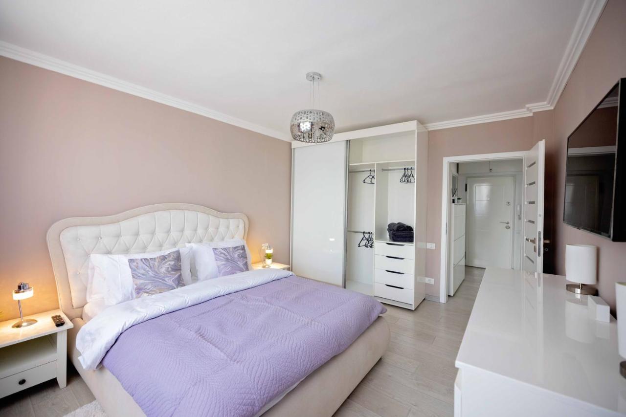 Joyful Apartment Timisoara Ngoại thất bức ảnh