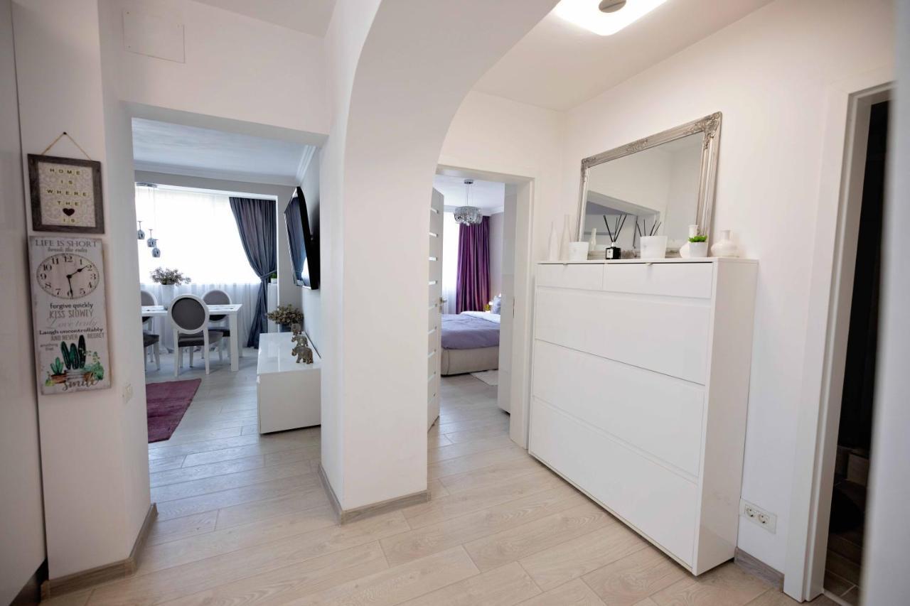 Joyful Apartment Timisoara Ngoại thất bức ảnh