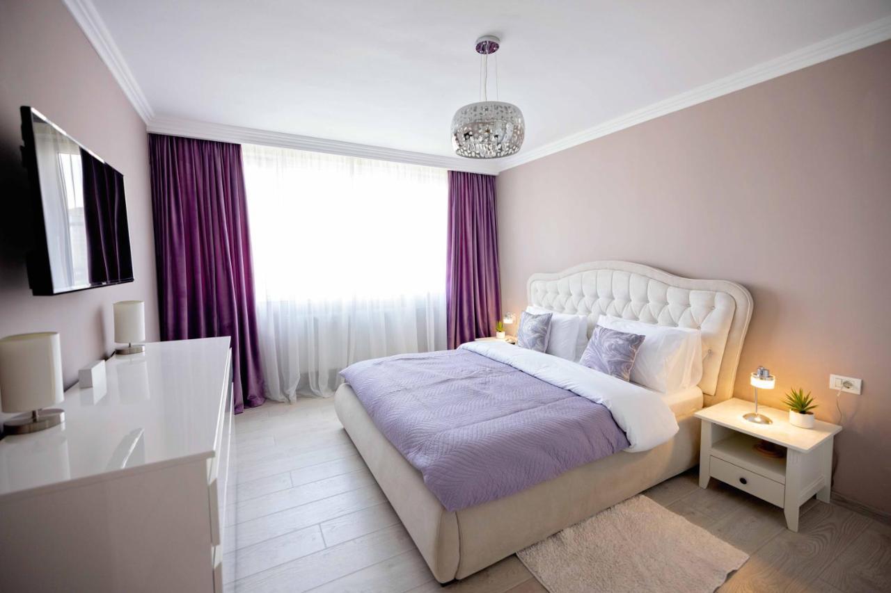 Joyful Apartment Timisoara Ngoại thất bức ảnh